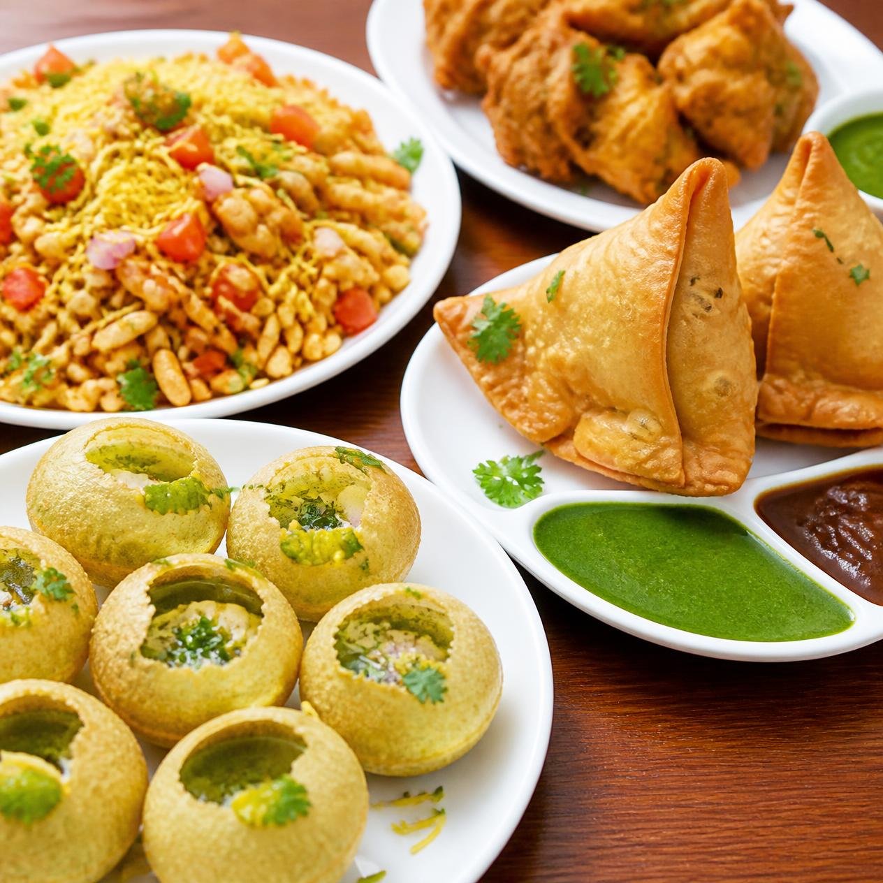 Pani puri and samosa chaat plate — Spice 'n' Tadka